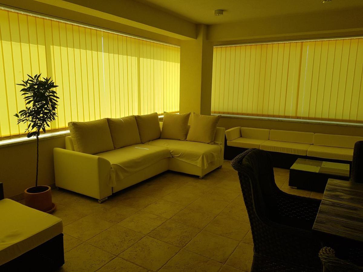 Yellow Cube Kozino ภายนอก รูปภาพ